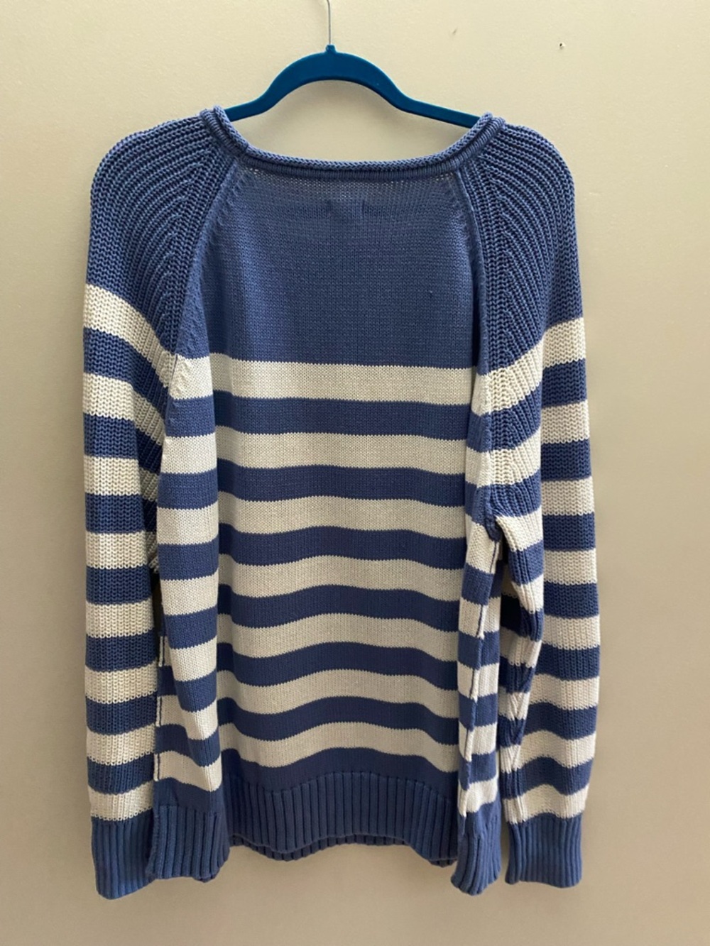 aerie Bistro sweater - Picture 9 of 16